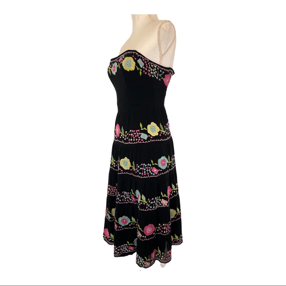 Nanette lepore Women's Black Strapless Dress Embroidered Size 4 - Picture 3 of 10